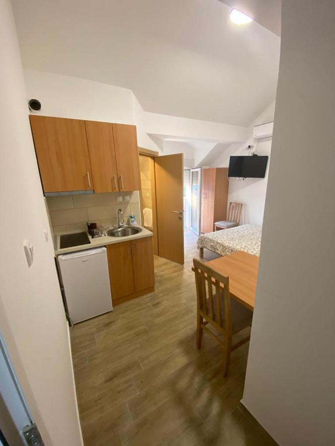 Vila Lena Appartement Bela Crkva  Buitenkant foto