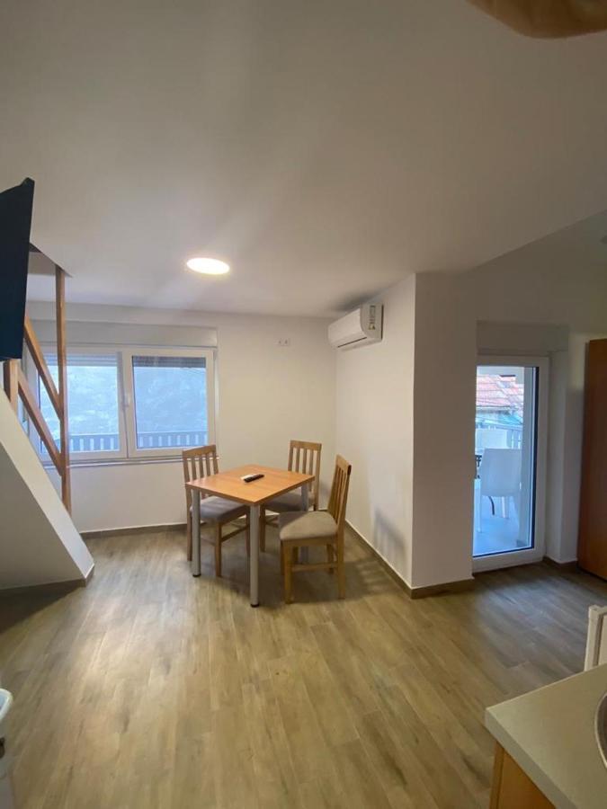 Vila Lena Appartement Bela Crkva  Buitenkant foto